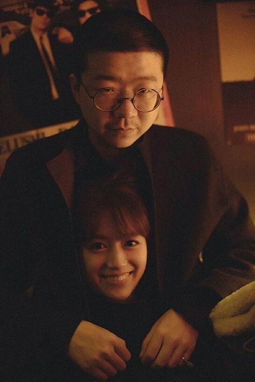 李诞最新爆料结婚,新婚生活甜蜜曝光，揭秘娱乐圈新晋夫妻的幸福瞬间